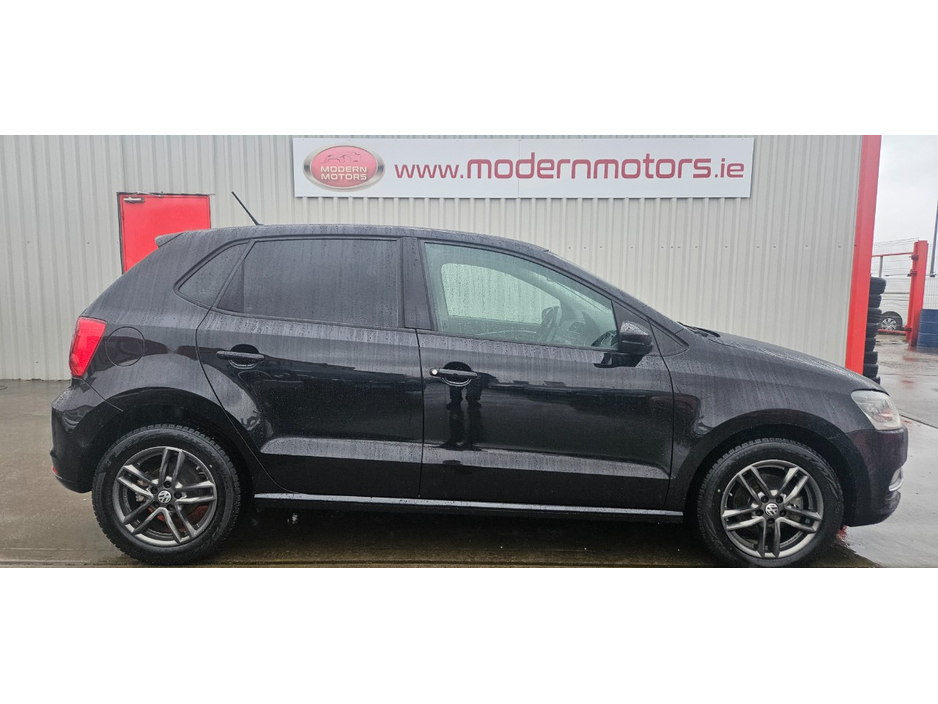 2016 Volkswagen Polo - image 7