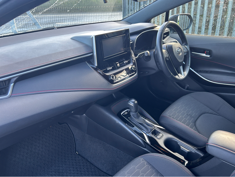 2019 Toyota Corolla Sport Hybrid 1.8 €19,995