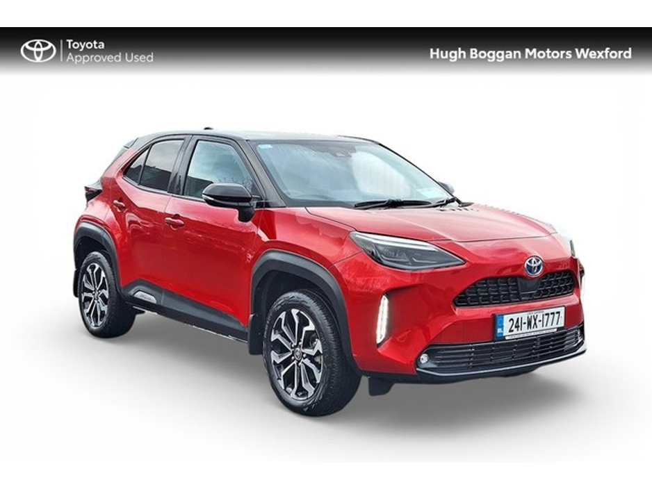 2024 Toyota Yaris Cross LUNA SPORT BITONE, MINT CONDITION €29,995