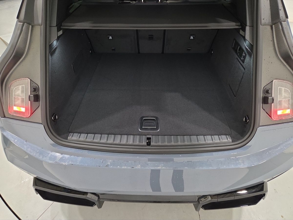 2026 BMW iX - image 13