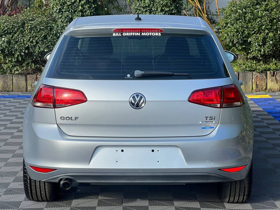 2014 Volkswagen Golf - image 16