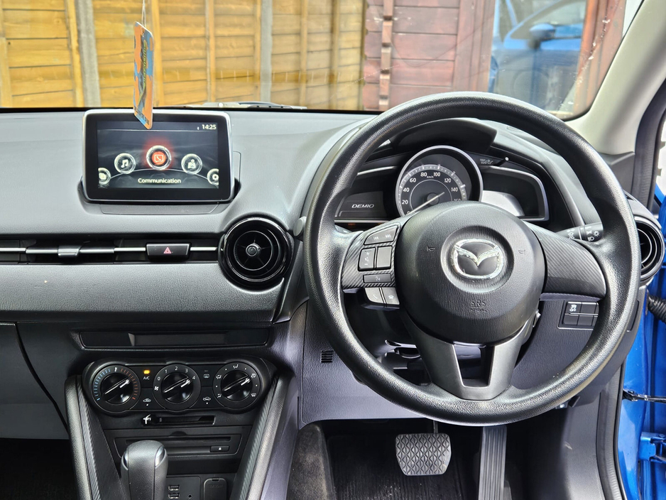 2016 Mazda Demio - image 15