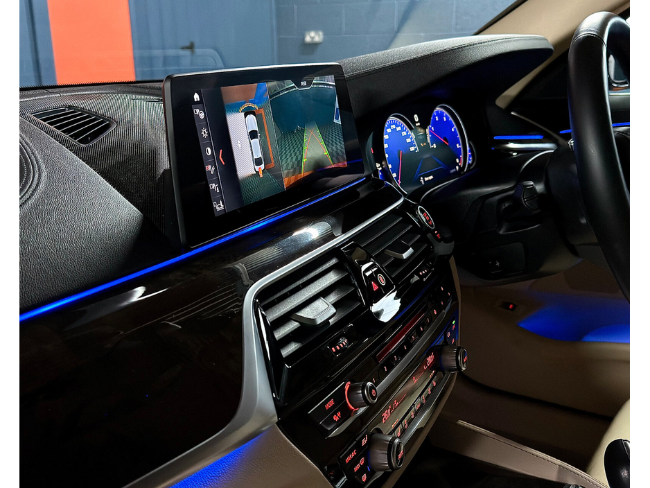 2017 BMW 5 Series 520d Luxury Auto €22,850