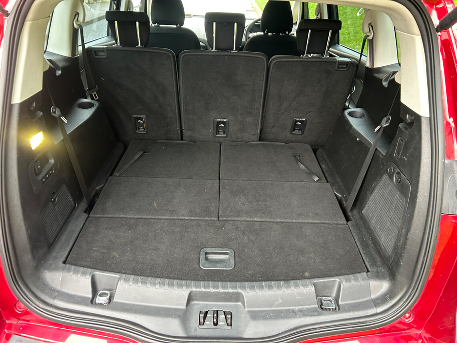 2016 Ford S-Max - image 21