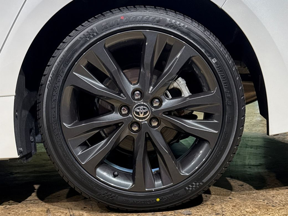 2023 Toyota Corolla - image 10