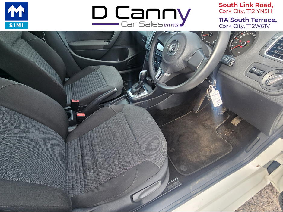 2014 Volkswagen Polo - image 8