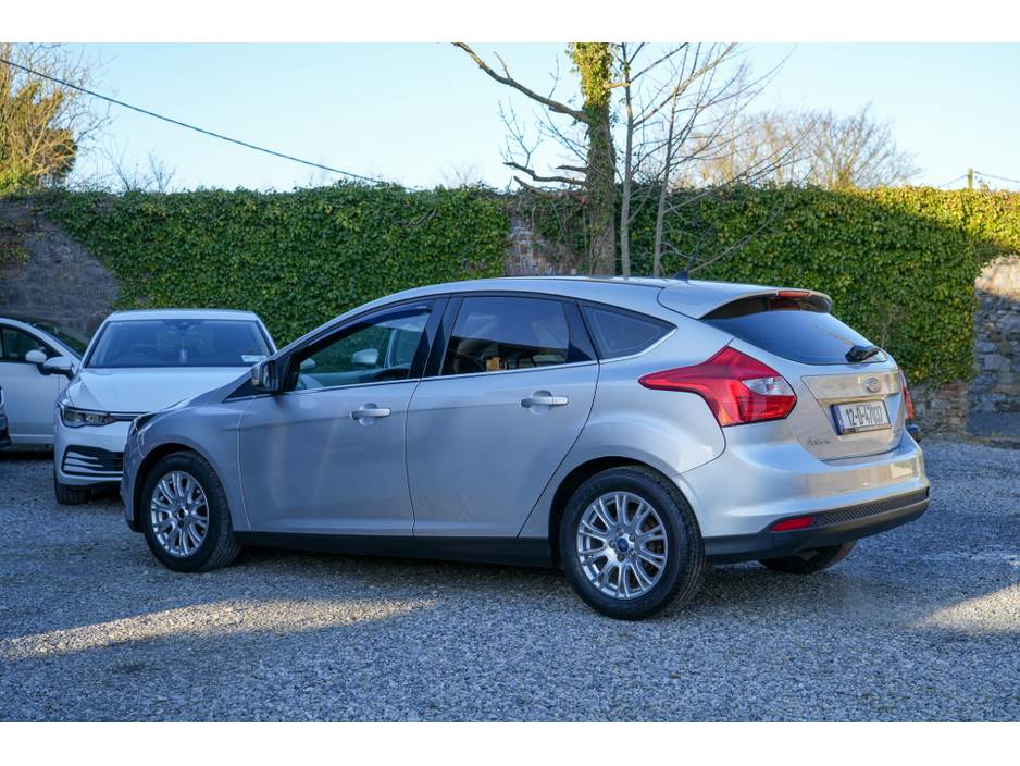 2012 Ford Focus - image 3