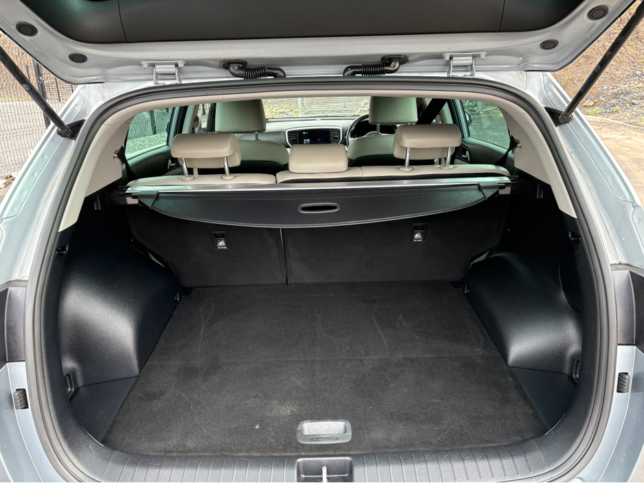 2021 Kia Sportage - image 13