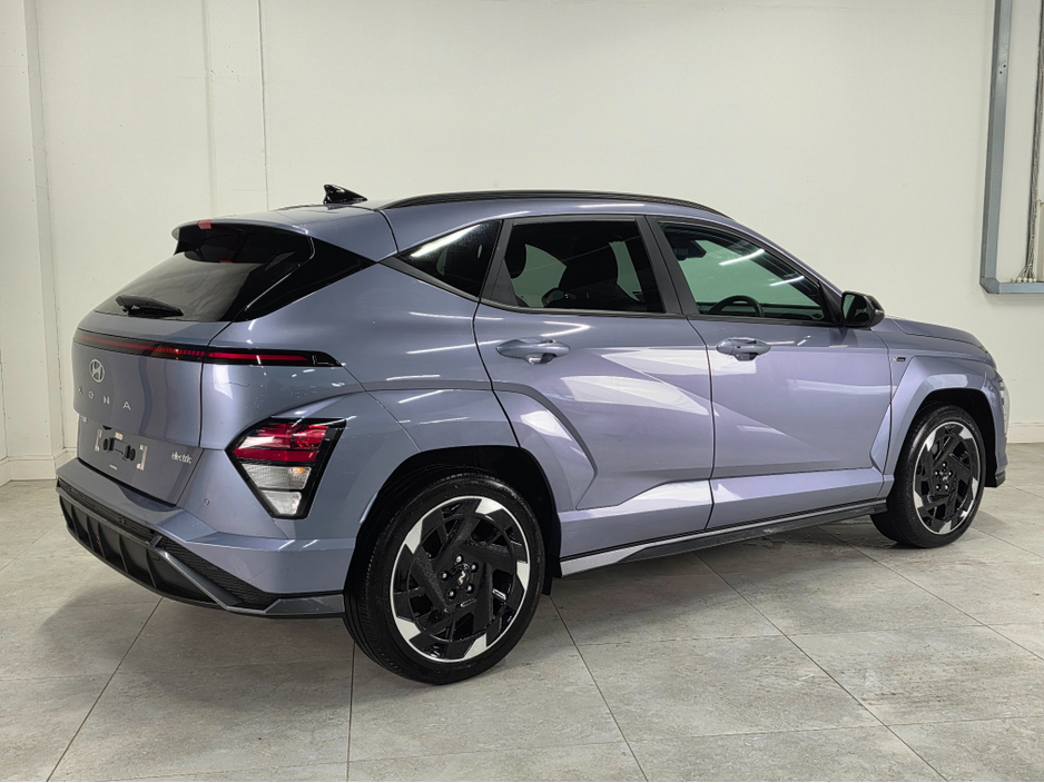 2025 Hyundai Kona - image 4
