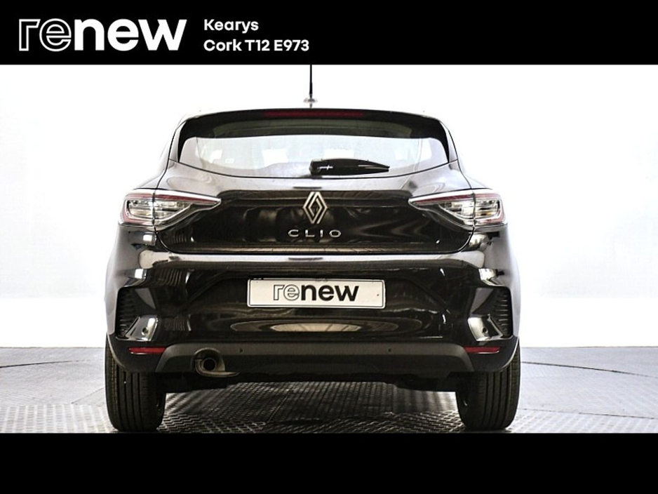 2025 Renault Clio - image 10