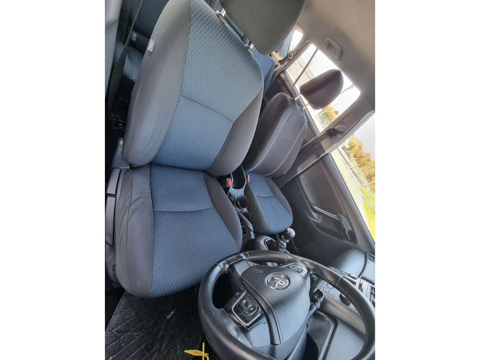 2018 Toyota Verso - image 7