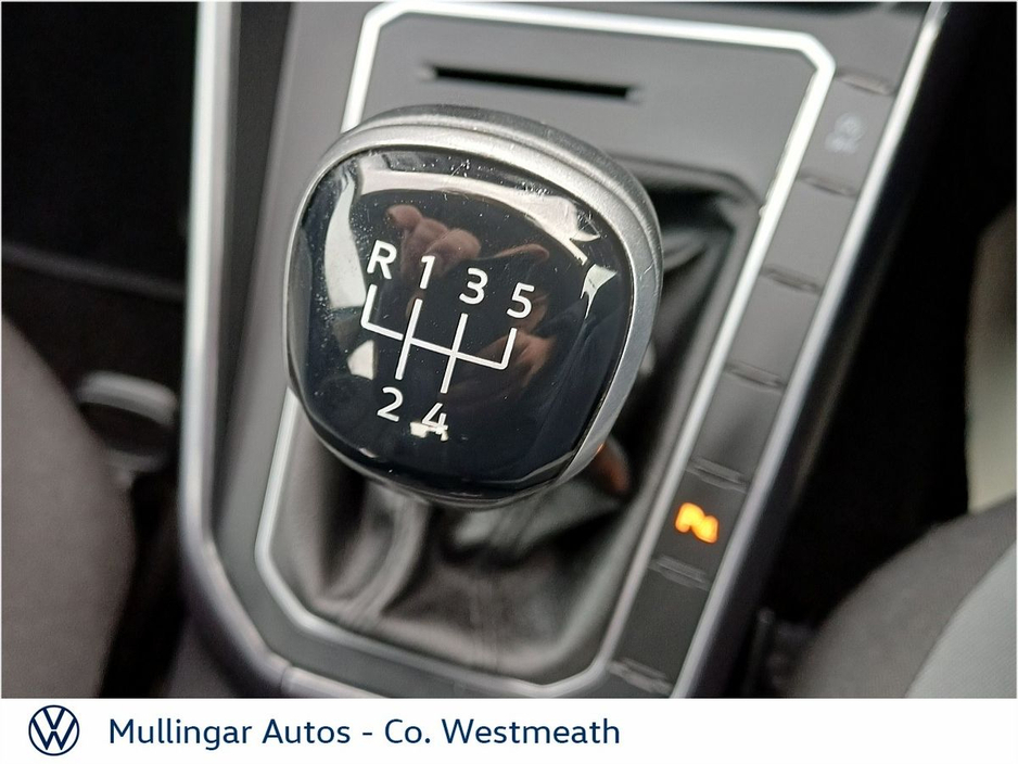 2023 Volkswagen Polo - image 16