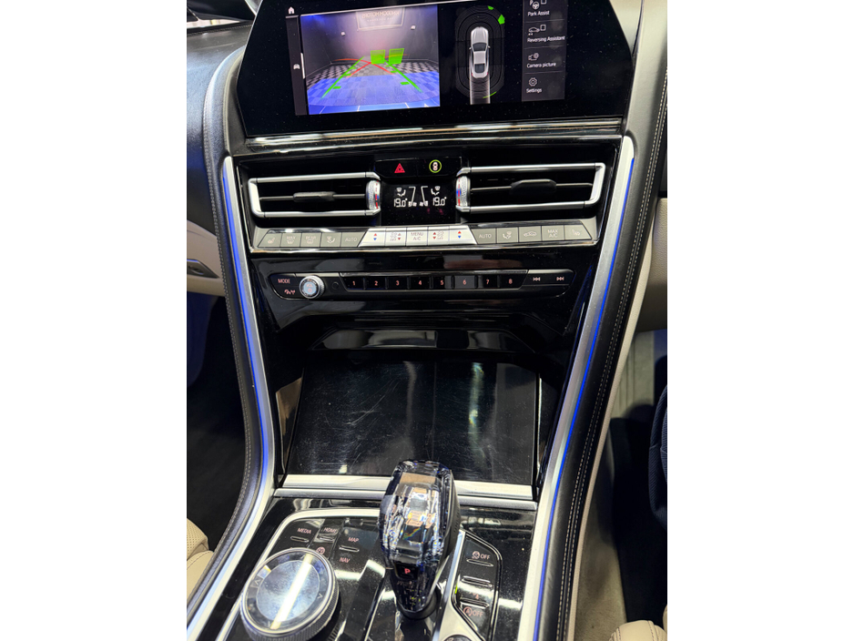 2020 BMW 8 Series - image 18