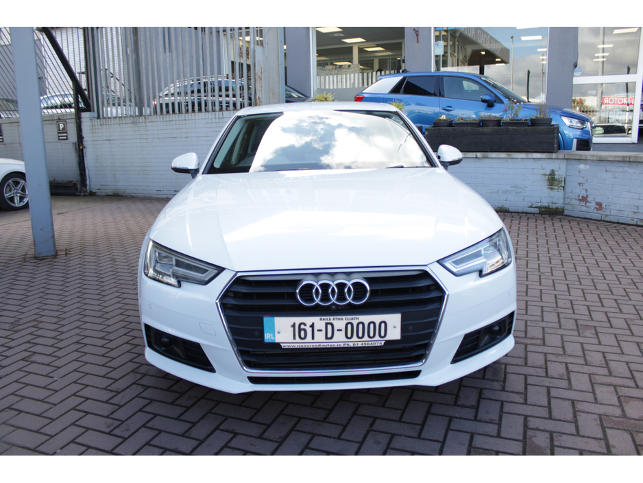 2016 Audi A4 - image 9