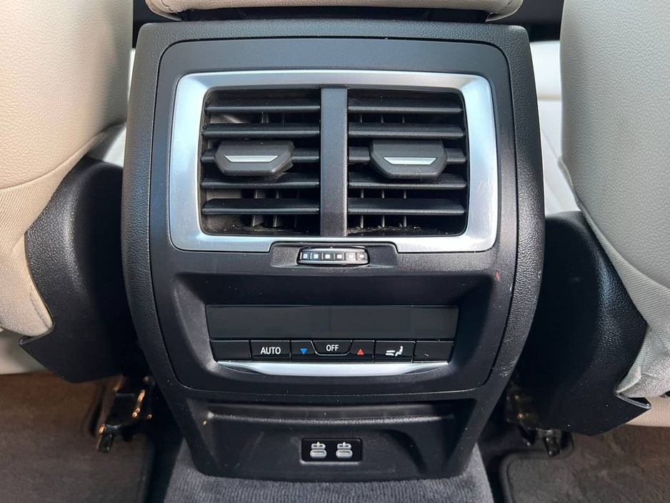 2023 BMW iX3 M-SPORT // OPENING PAN ROOF // 360 PARKING CAMERAS // DIGITAL CLUSTER €37,950