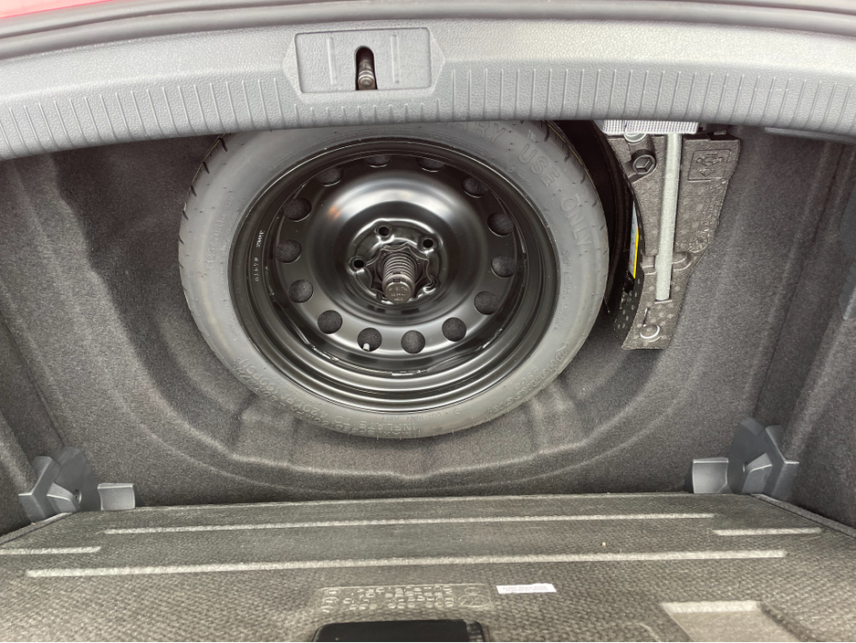 2017 Volkswagen Golf - image 23