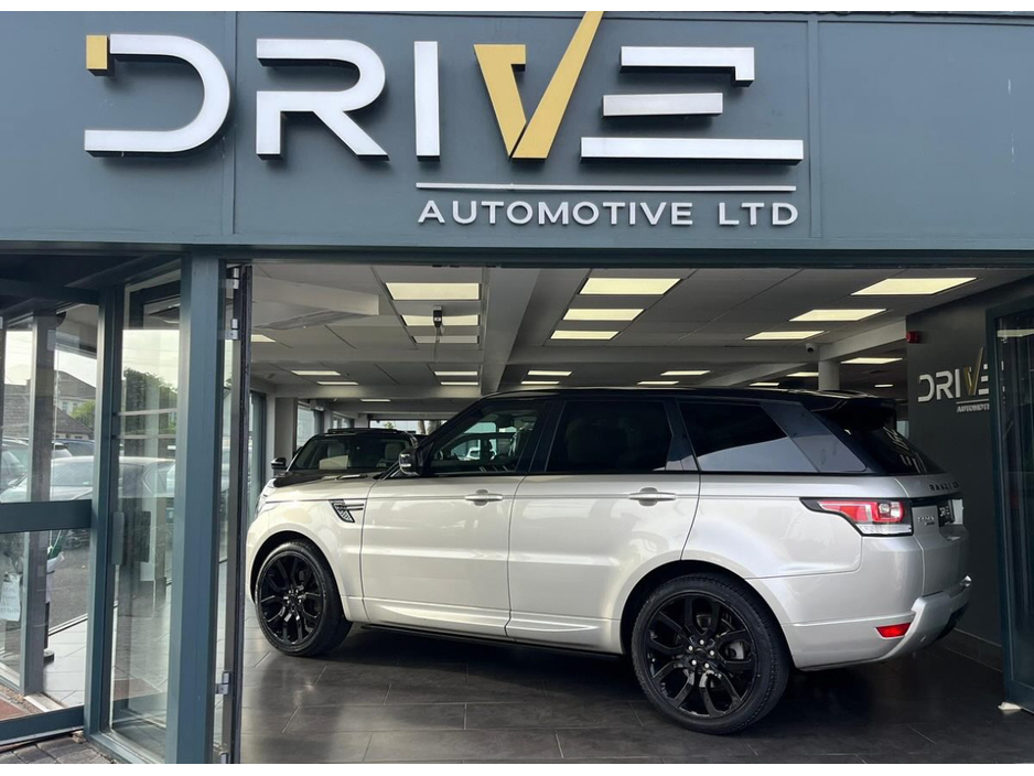 2017 Land Rover Range Rover Sport 2.0 D4 HSE DYNAMIC 240PS €39,900