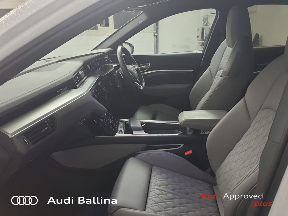 2024 Audi Q8 SB S-Line Blk Ed 55 Q 300KW*PAN ROOF* SPORT SEATS* UPGRADED ALLOYS €63,950