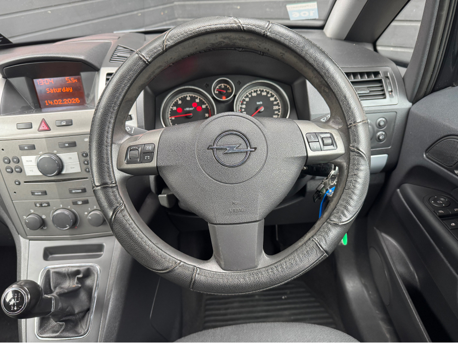 2007 Opel Zafira CLUB 1.6 I 16V €2,995