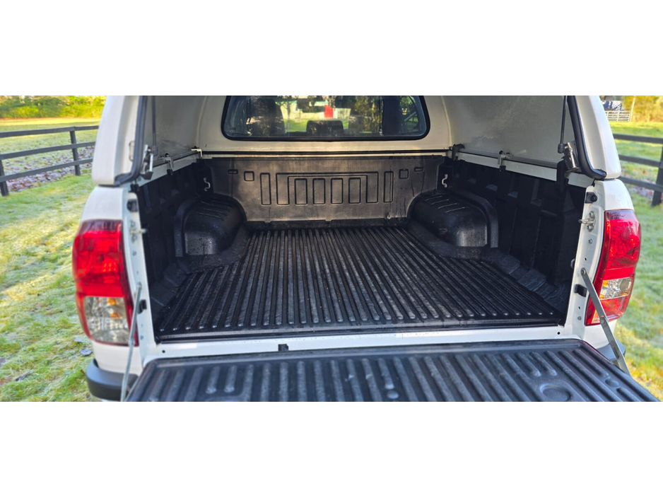 2022 Toyota Hilux  €31,950