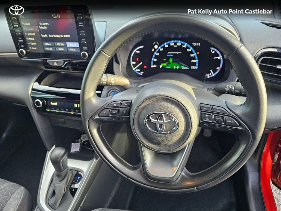 2023 Toyota Yaris Cross YARIS CROSS LUNA SPORT €30,950