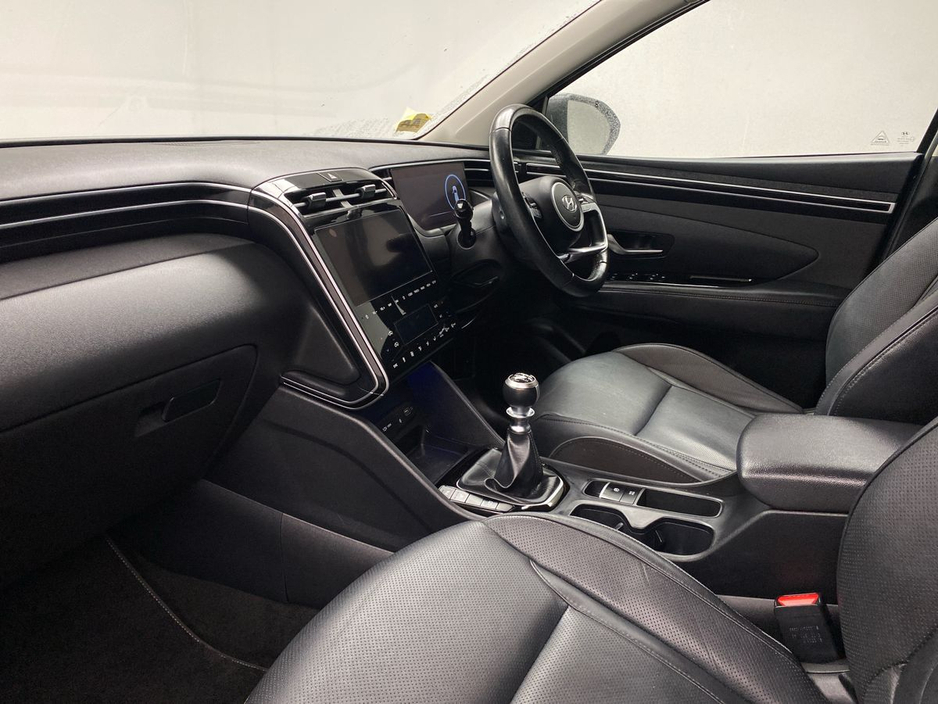 2021 Hyundai Tucson - image 2