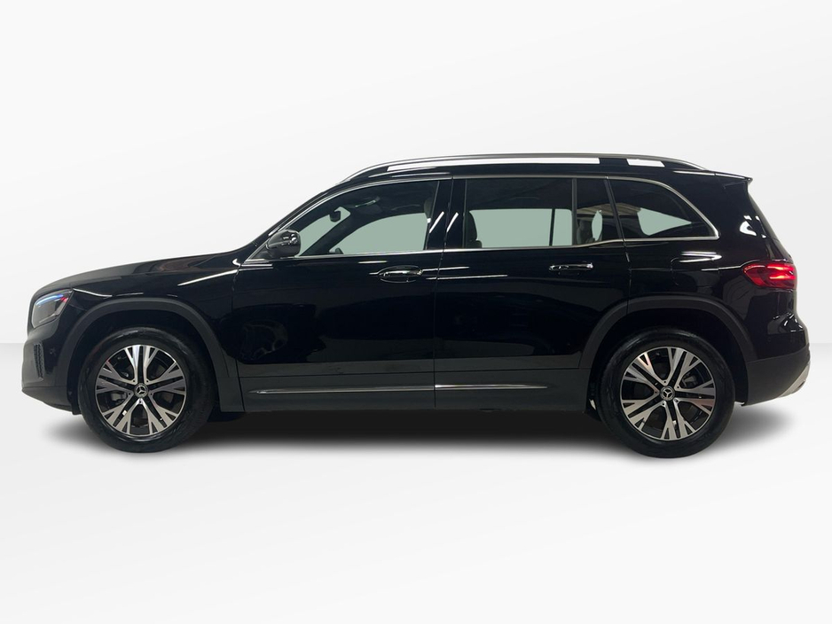 2025 Mercedes-Benz GLB - image 5