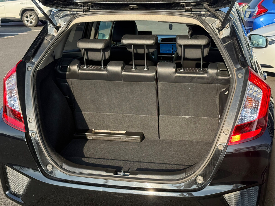 2017 Honda Fit - image 25