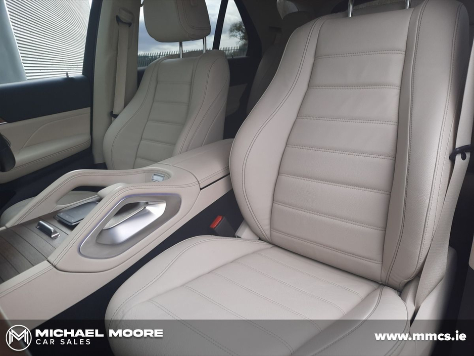 2022 Mercedes-Benz GLE Class - image 21