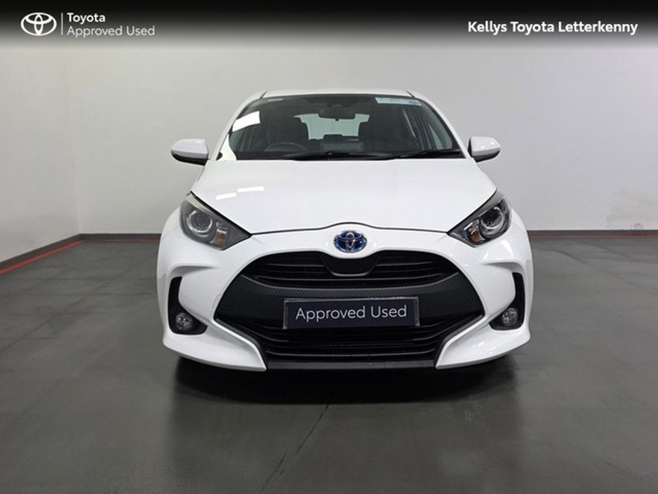 2022 Toyota Yaris YARIS HYBRID LUNA #65 €20,995