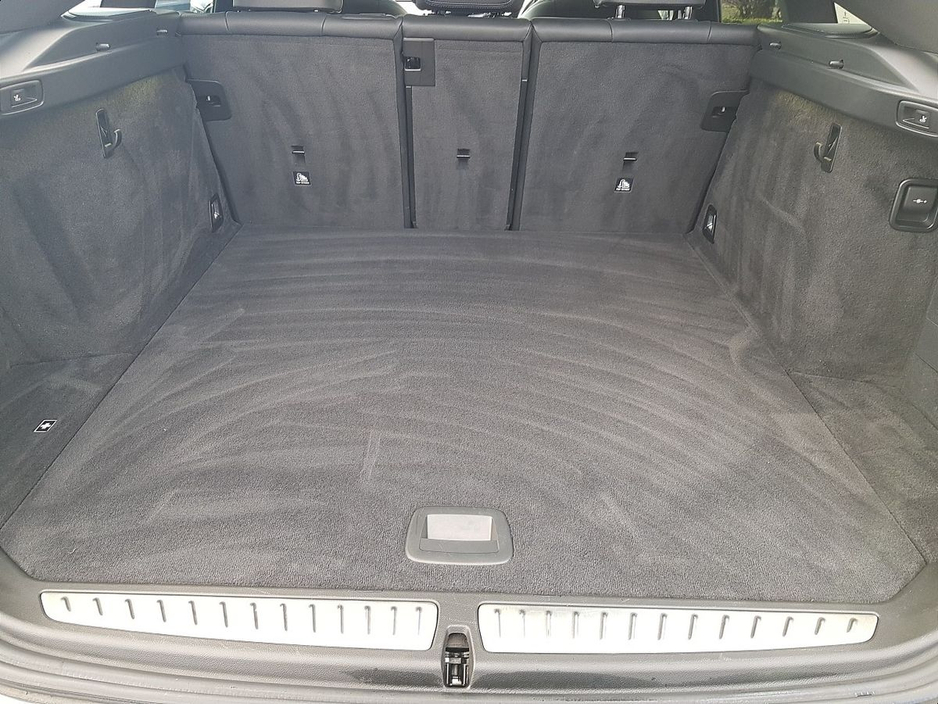 2019 BMW 6 Series - image 11