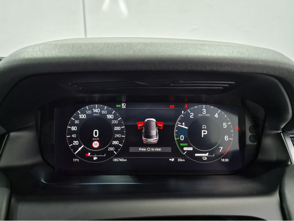 2021 Land Rover Discovery Sport P300E R-DYNAMIC HSE (PAN ROOF) AWD AUTOMATIC **TOP SPEC / APPLE CARPLAY / BLIND SPOT ASSIST / CRUISE CONTROL / ELECTRIC BOOTLID / FULL LEATHER / HEATED SEATS / MERIDIAN SOUND / 360 DEGREE CAMERA** €36,900