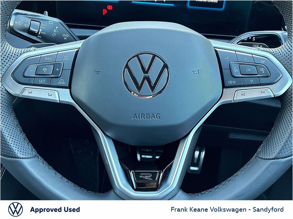 2025 Volkswagen Tiguan - image 22