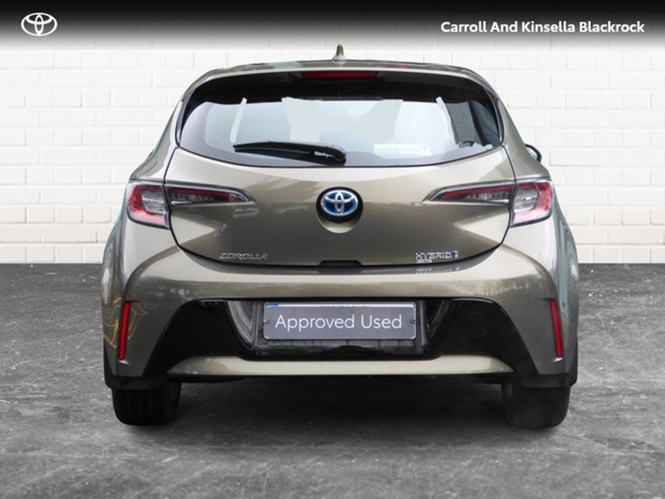 2020 Toyota Corolla Hybrid Luna HB €21,950