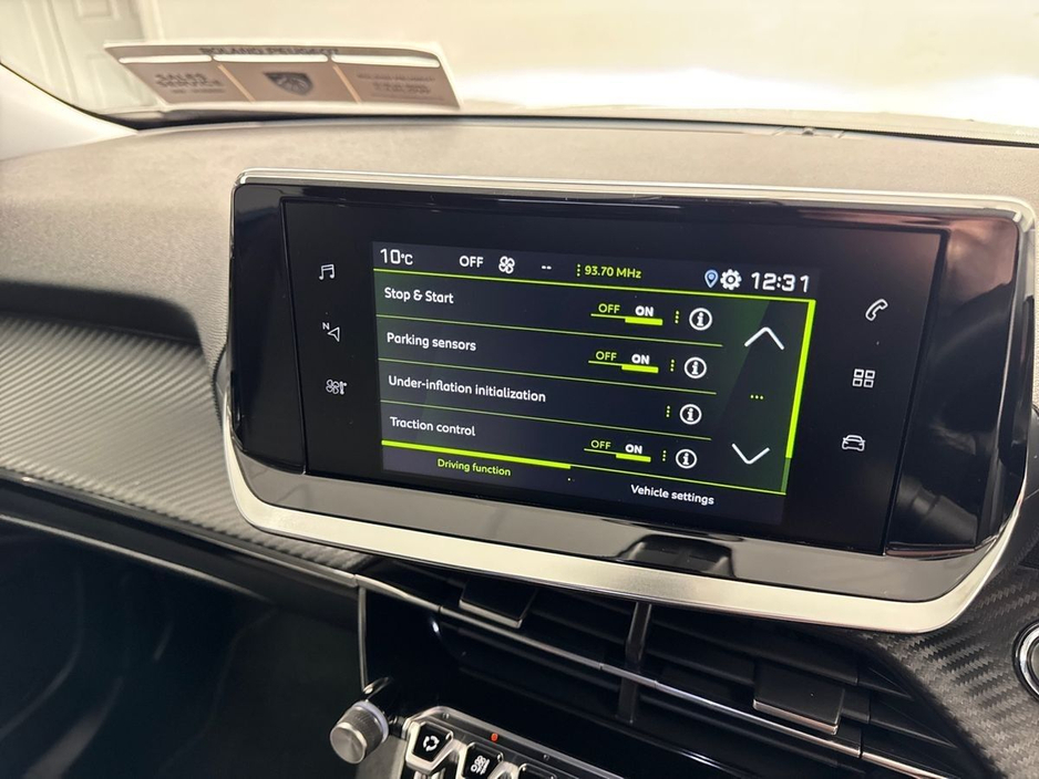 2021 Peugeot 2008 - image 21