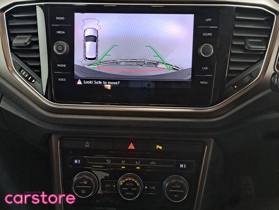 2019 Volkswagen T-Roc - image 20