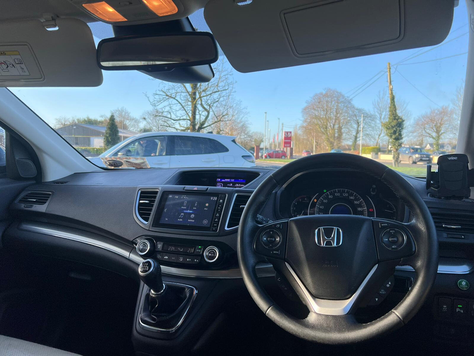 2018 Honda CR-V - image 10
