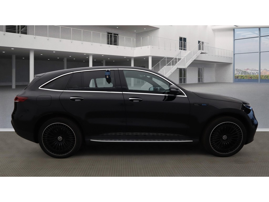 2022 Mercedes-Benz EQC - image 16