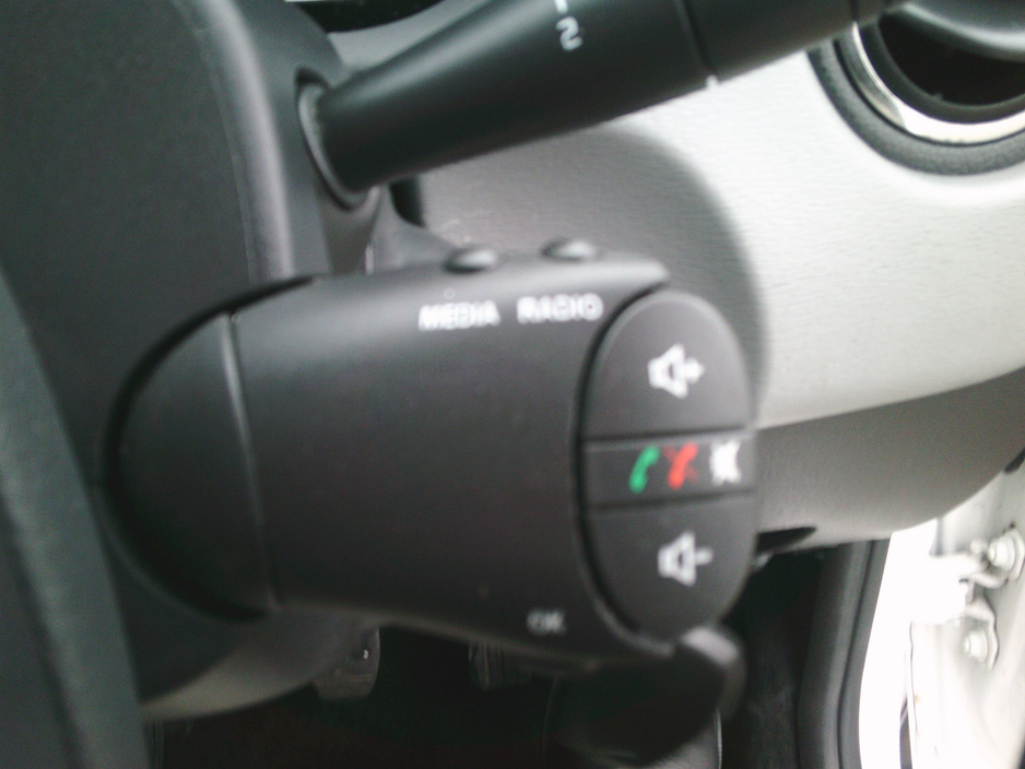 2014 Dacia Duster - image 11