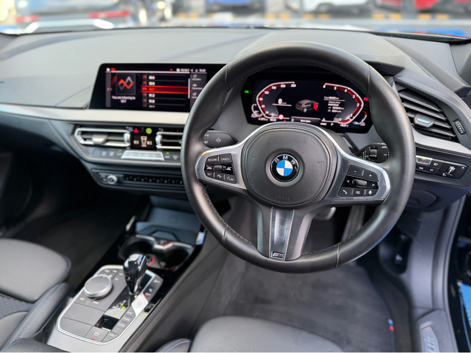 2021 BMW 1 Series - image 16