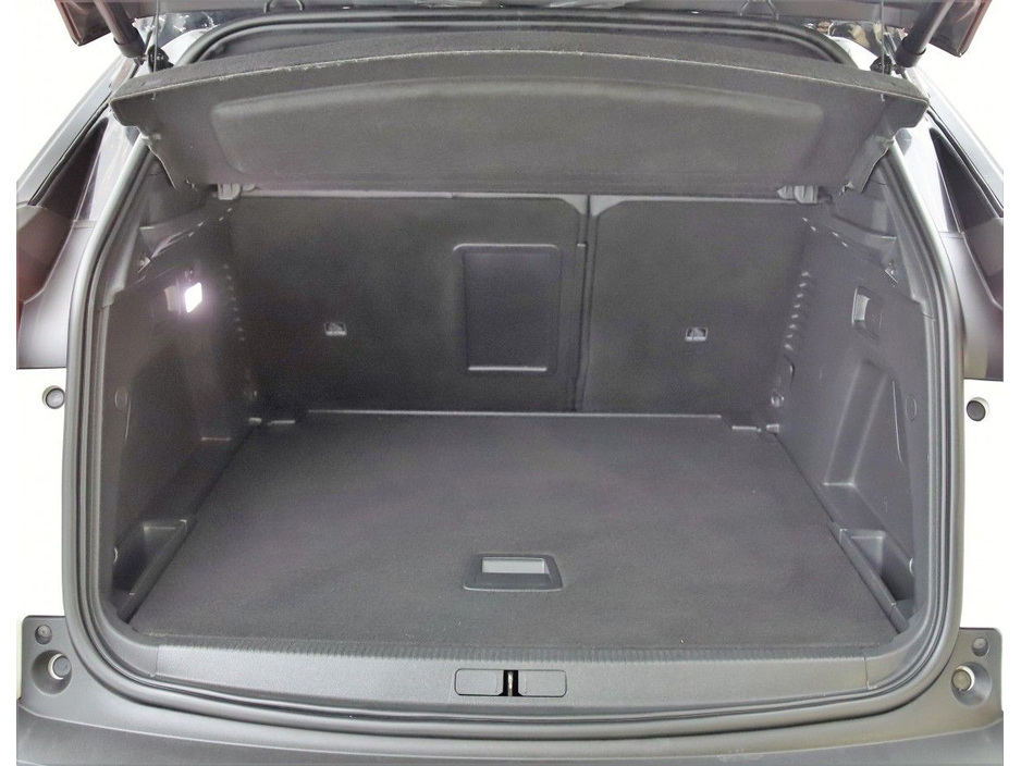 2019 Peugeot 3008 - image 28