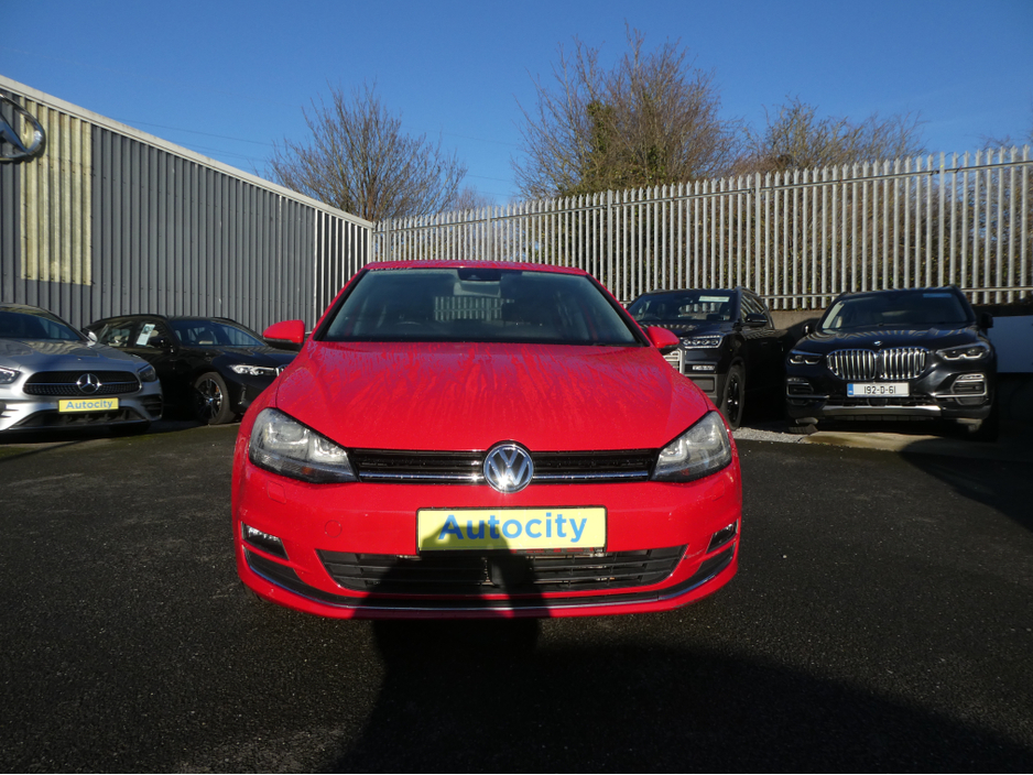 2015 Volkswagen Golf TSI Bluemotion €13,950