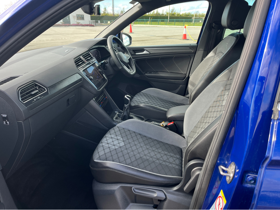 2021 Volkswagen Tiguan - image 18