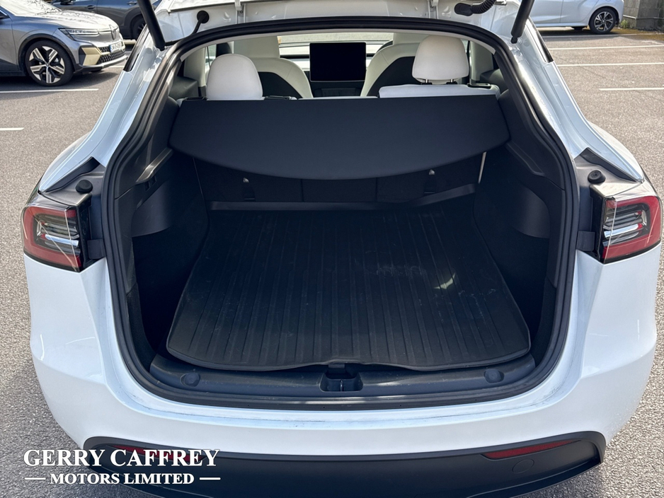 2023 Tesla Model Y - image 26