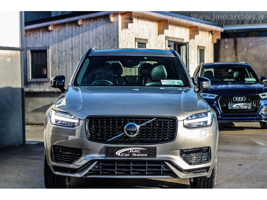 2021 Volvo XC90 RECHARGE PHEV T8 (390hp) R-Design AWD €49,995