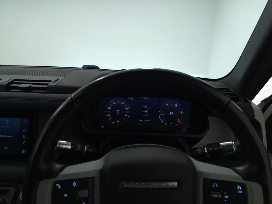 2021 Land Rover Defender  €54,950