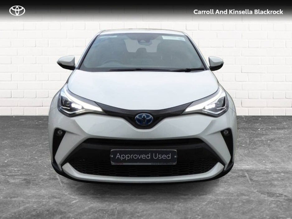 2023 Toyota C-HR Hybrid Sol €31,450