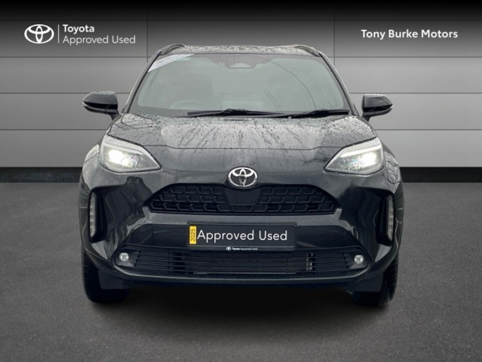 2025 Toyota Yaris Cross - image 6