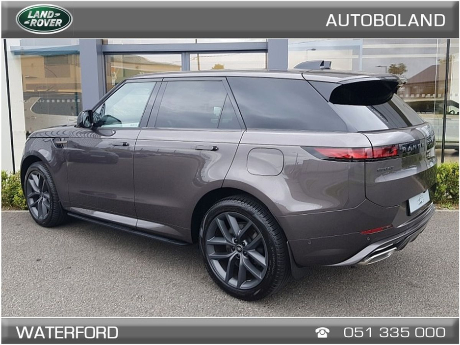 2024 Land Rover Range Rover Sport - image 2