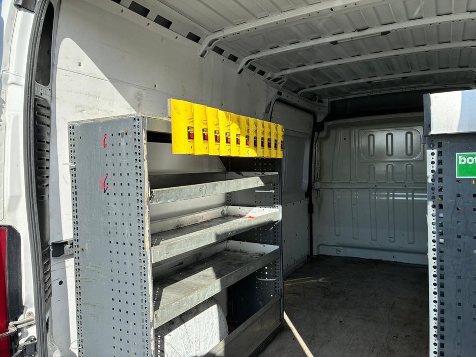 2021 Citroen Relay - image 10